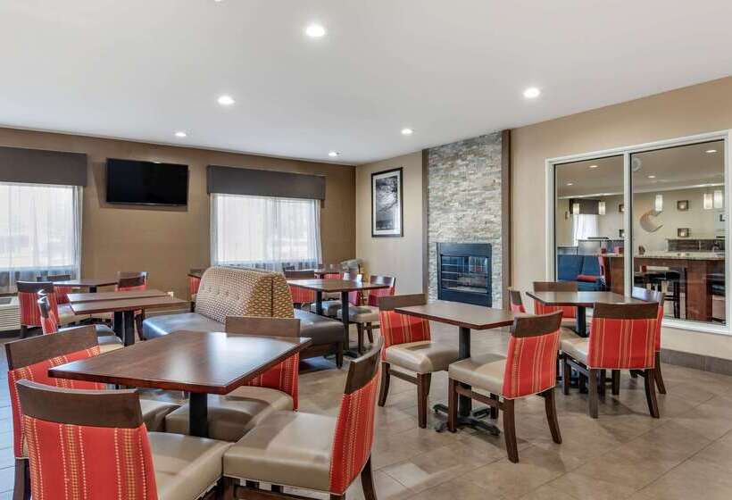 호텔 Comfort Suites Terre Haute University Area