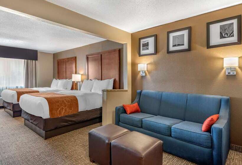 호텔 Comfort Suites Terre Haute University Area