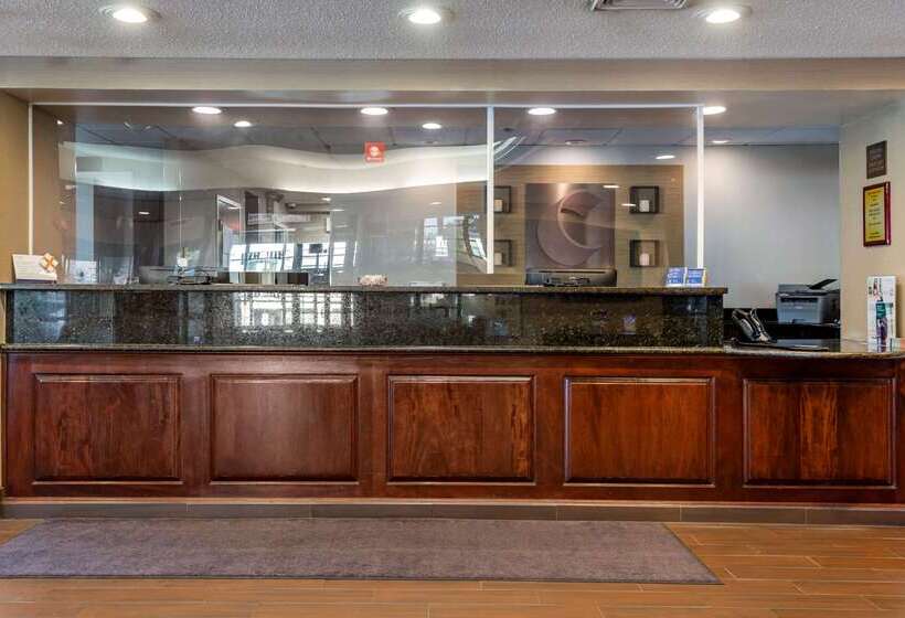 Отель Comfort Suites Bethlehem Near Lehigh University And Lvi Airport