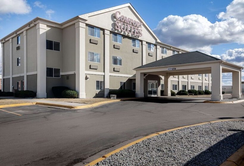 ホテル Comfort Suites Lincoln North
