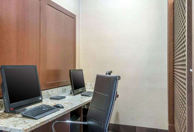 فندق Comfort Suites Yakima