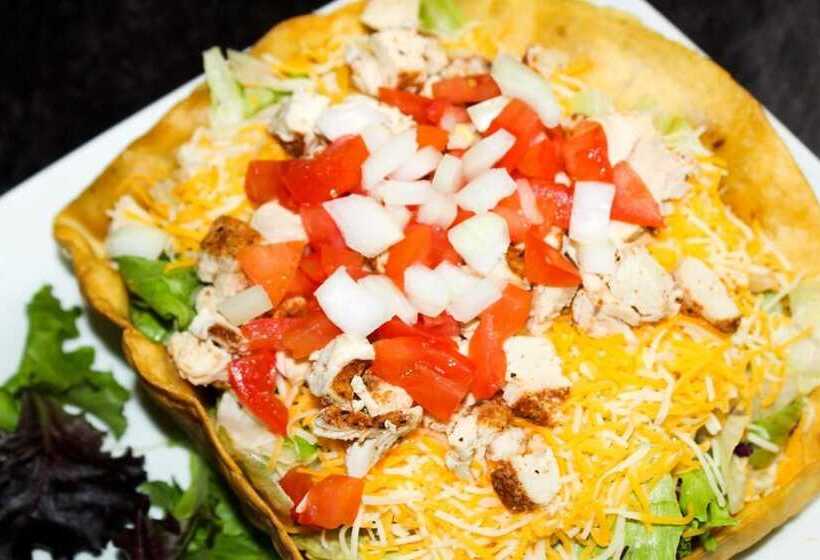 Отель Comstock Inn & Conference Center