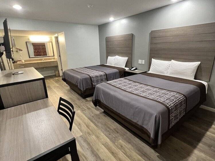 酒店 Continental Inn And Suites