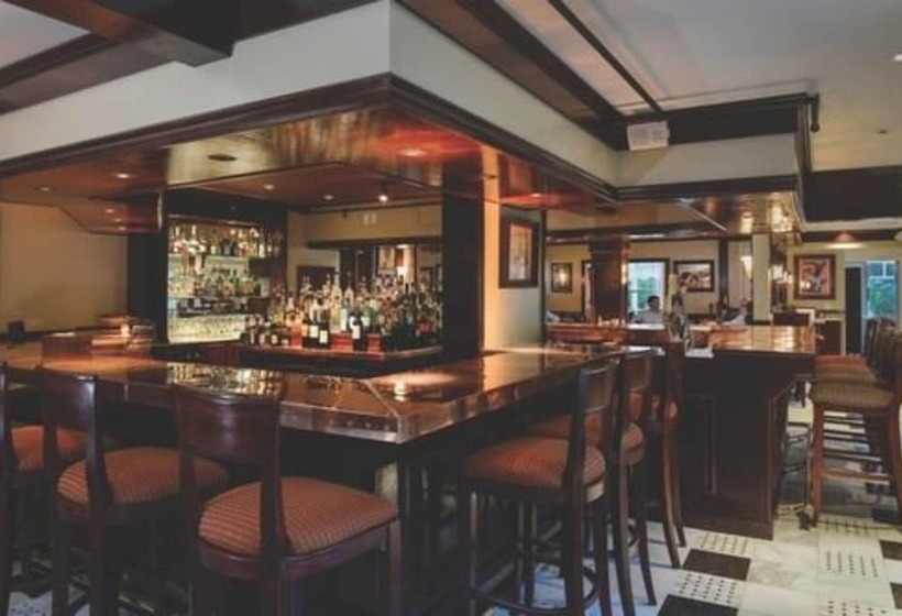 فندق Copper Beech Inn