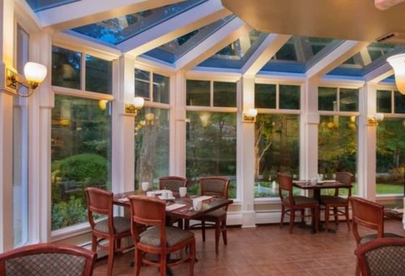 فندق Copper Beech Inn