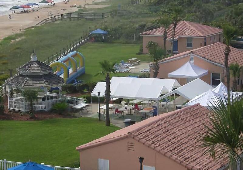 فندق Coral Sands Inn