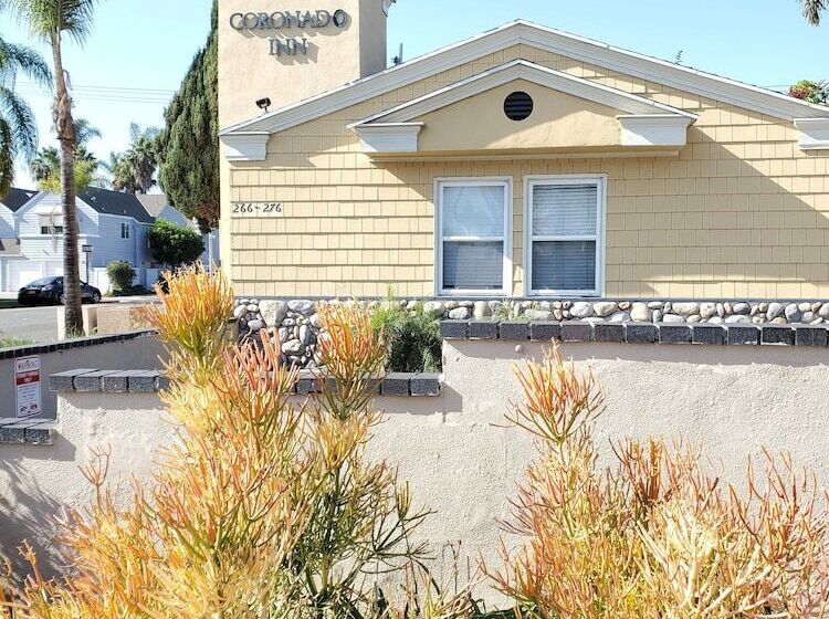 ホテル Coronado Inn