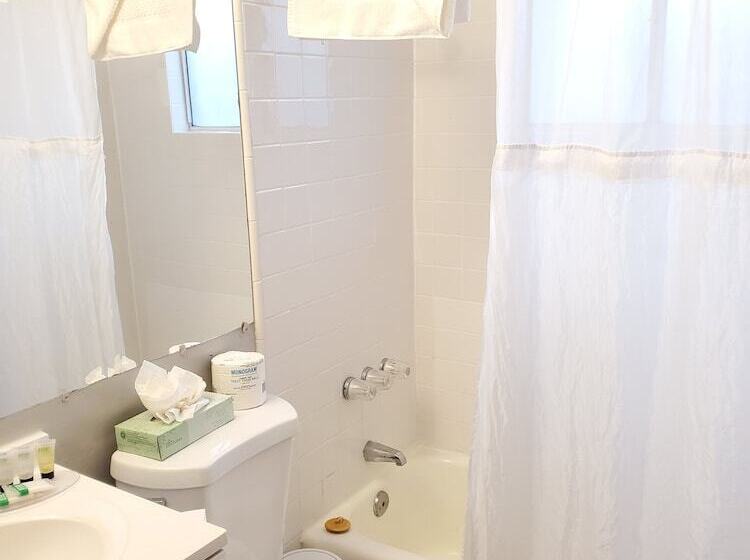 ホテル Coronado Inn