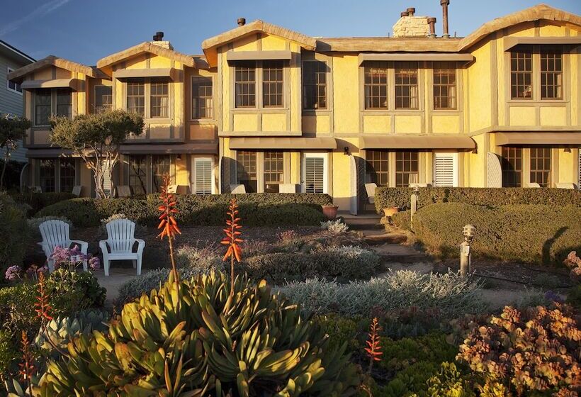 فندق Cottage Inn By The Sea