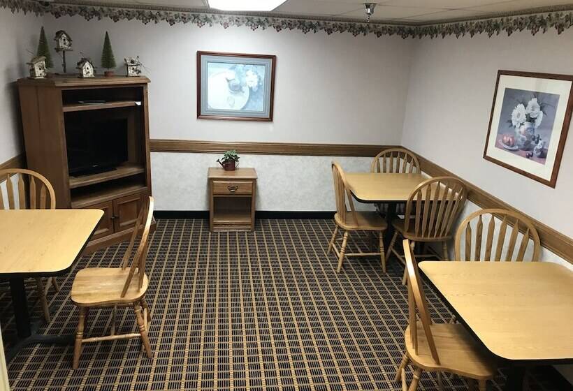 فندق Country Inn Deerwood