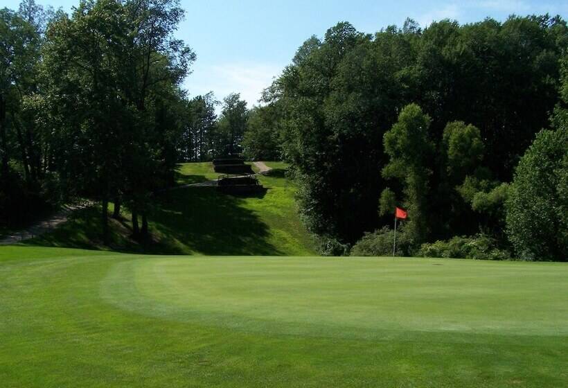 فندق Country Inn Deerwood