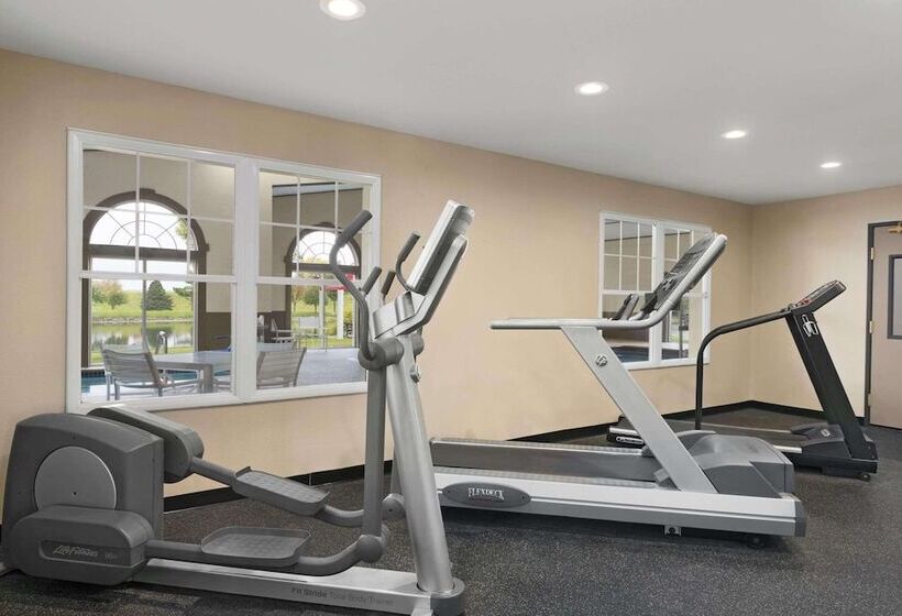 酒店 Country Inn & Suites By Radisson, Ankeny, Ia