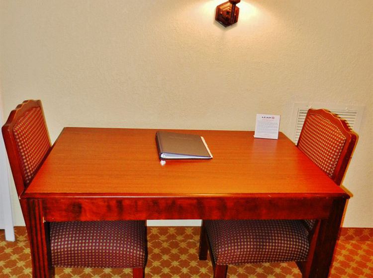 فندق Amberley Suite