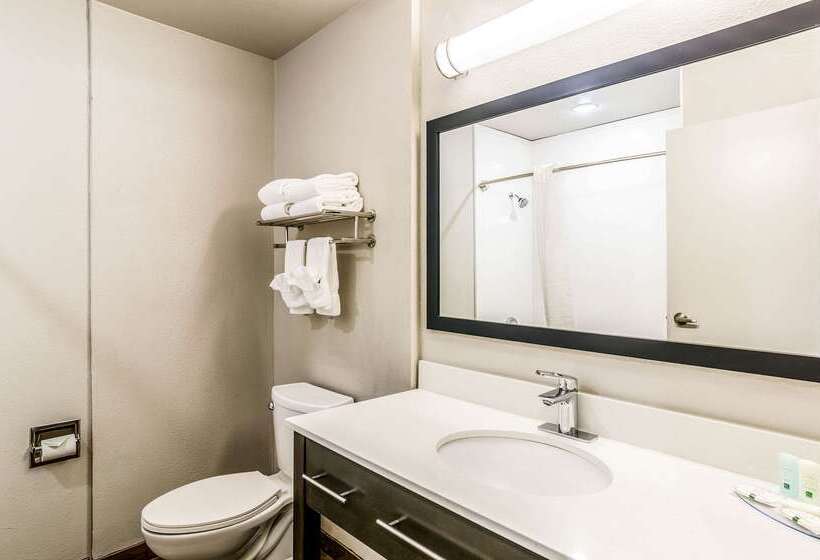 فندق Quality Inn & Suites Westminster   Broomfield