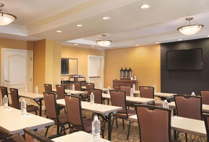 酒店 Country Inn & Suites By Radisson Atlanta Airport North Ga