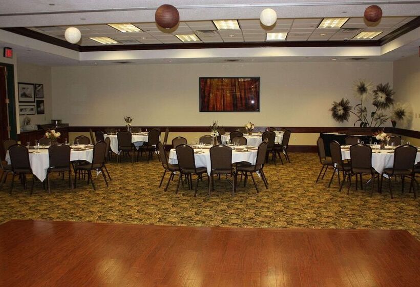 فندق Country Inn & Suites By Radisson, Beckley, Wv