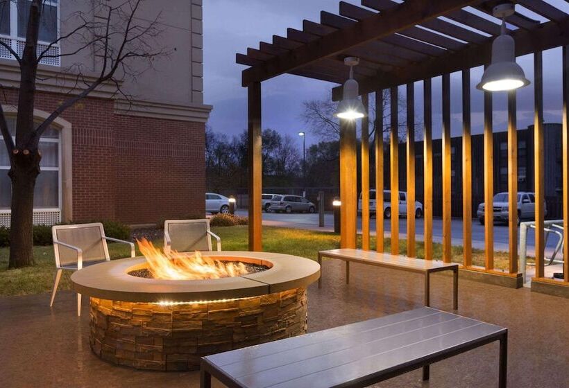 ホテル Country Inn & Suites By Radisson, Bloomington At Mall Of America, Mn