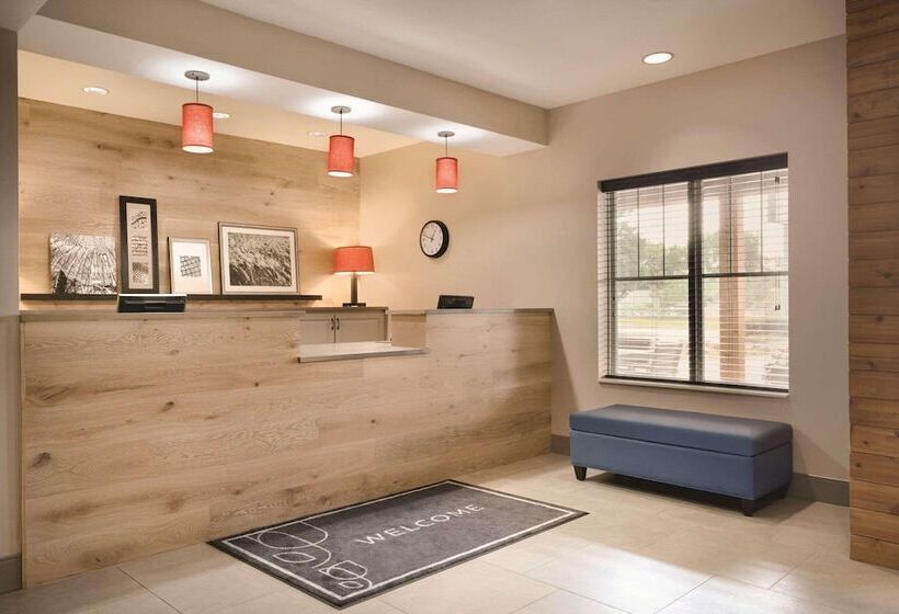 فندق Country Inn & Suites By Radisson, Brooklyn Center, Mn