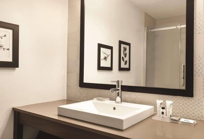 فندق Country Inn & Suites By Radisson, Buffalo, Mn