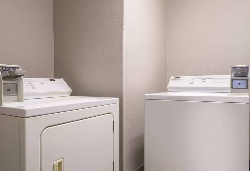 فندق Country Inn & Suites By Radisson, Cedar Falls, Ia