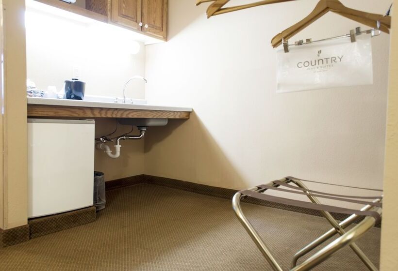 فندق Country Inn & Suites By Radisson, Cedar Falls, Ia