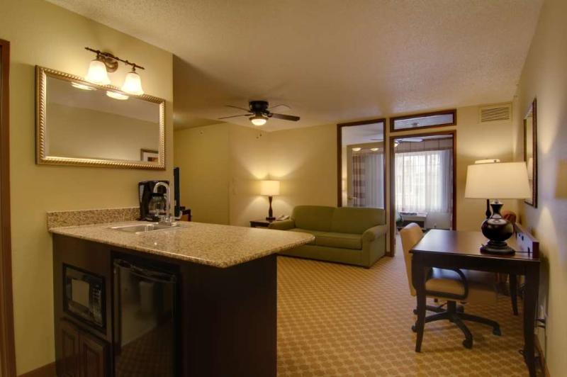 فندق Country Inn & Suites By Radisson, Chanhassen, Mn