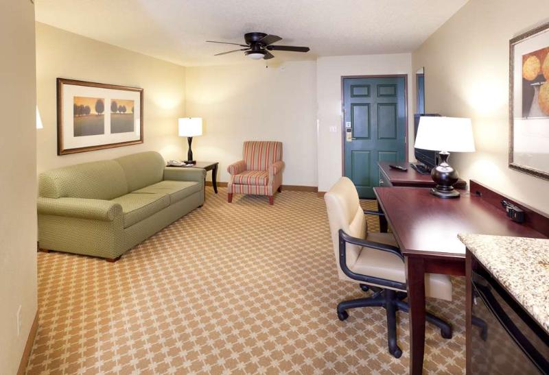 فندق Country Inn & Suites By Radisson, Chanhassen, Mn