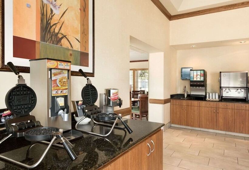 בית מלון כפרי Country Inn & Suites By Radisson, Chanhassen, Mn