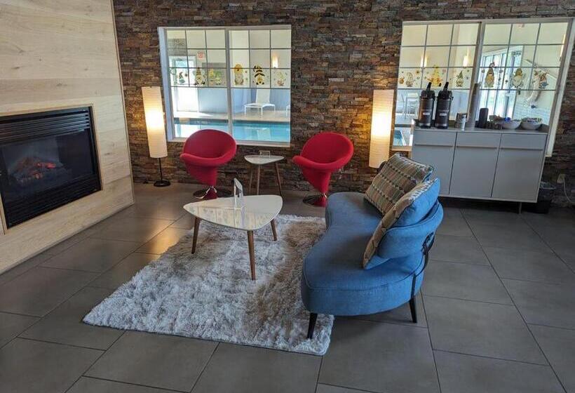 فندق Country Inn & Suites By Radisson, Chippewa Falls, Wi