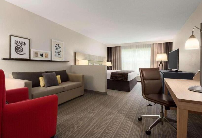 فندق Country Inn & Suites By Radisson, Decorah, Ia