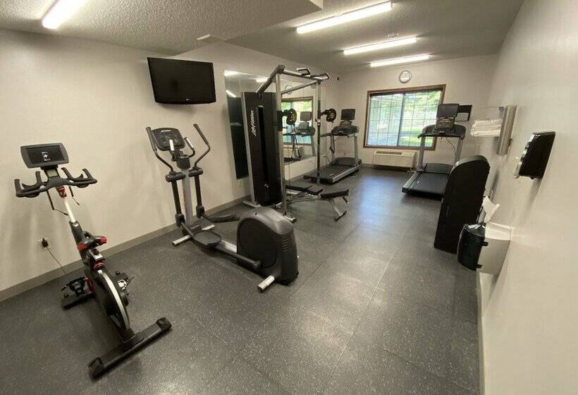 فندق Country Inn & Suites By Radisson, Elk River, Mn