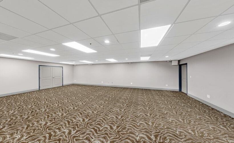 בית מלון כפרי Country Inn & Suites By Radisson, Fargo, Nd