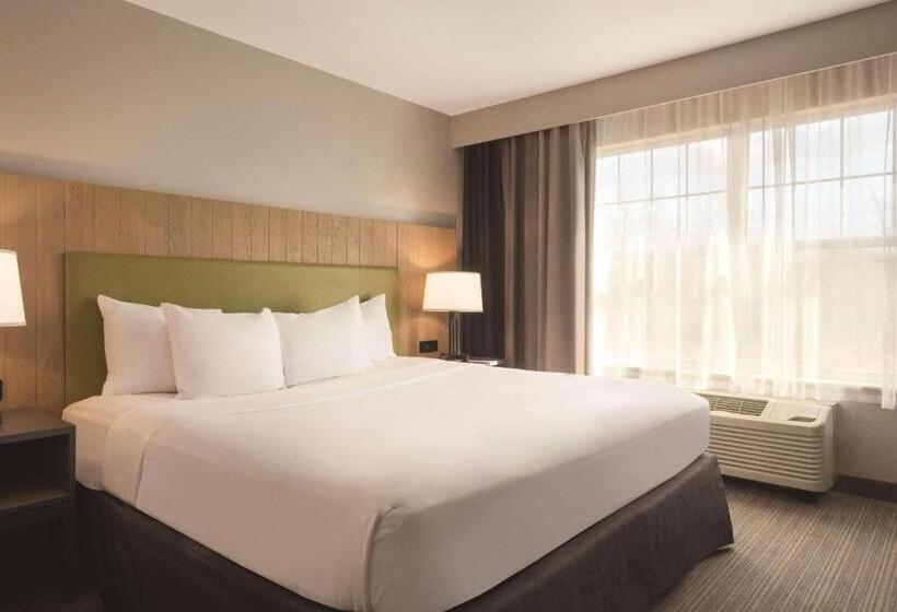 فندق Country Inn & Suites By Radisson, Germantown, Wi