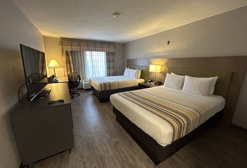 هتل Country Inn & Suites By Radisson, Grand Rapids Airport, Mi