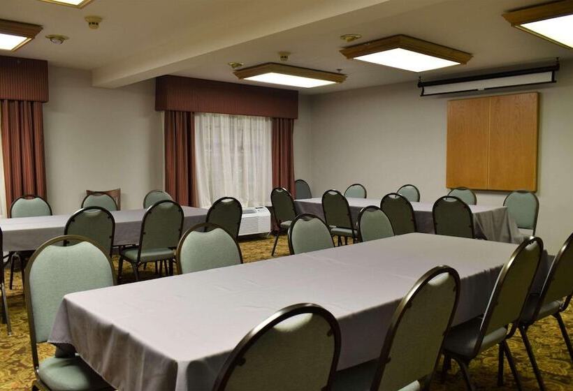 فندق Country Inn & Suites By Radisson Kenosha   Pleasant Prairie