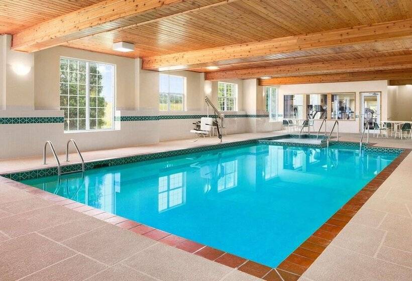 فندق Country Inn & Suites By Radisson Kenosha   Pleasant Prairie