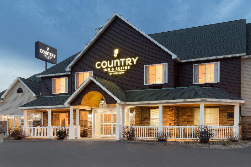 فندق Country Inn & Suites By Radisson, Little Falls, Mn