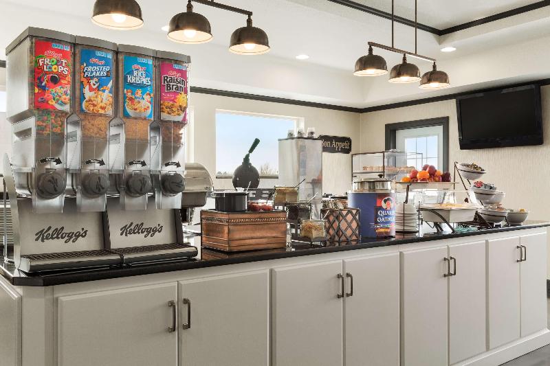 فندق Country Inn & Suites By Radisson, Little Falls, Mn