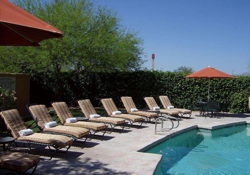 هتل Country Inn & Suites By Radisson Mesa Az