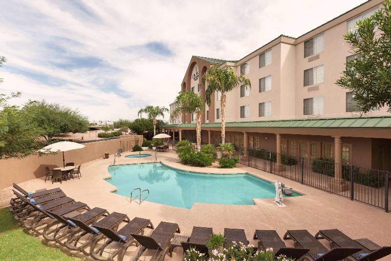 هتل Country Inn & Suites By Radisson Mesa Az