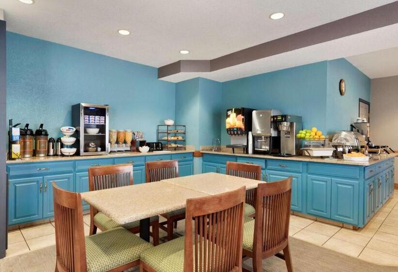 فندق Country Inn & Suites By Radisson, Minneapolis Shakopee