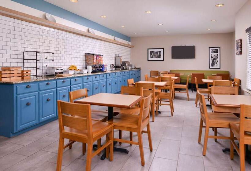 호텔 Country Inn & Suites By Radisson, Omaha Airport, Ia