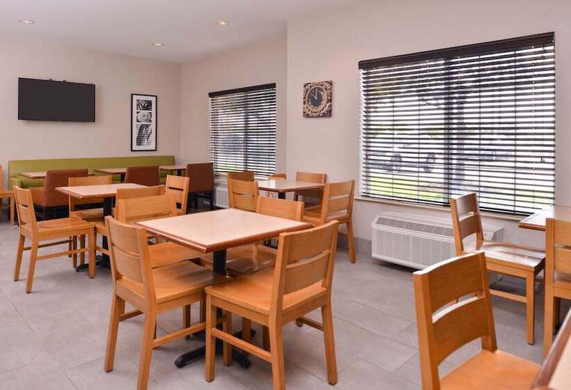 호텔 Country Inn & Suites By Radisson, Omaha Airport, Ia