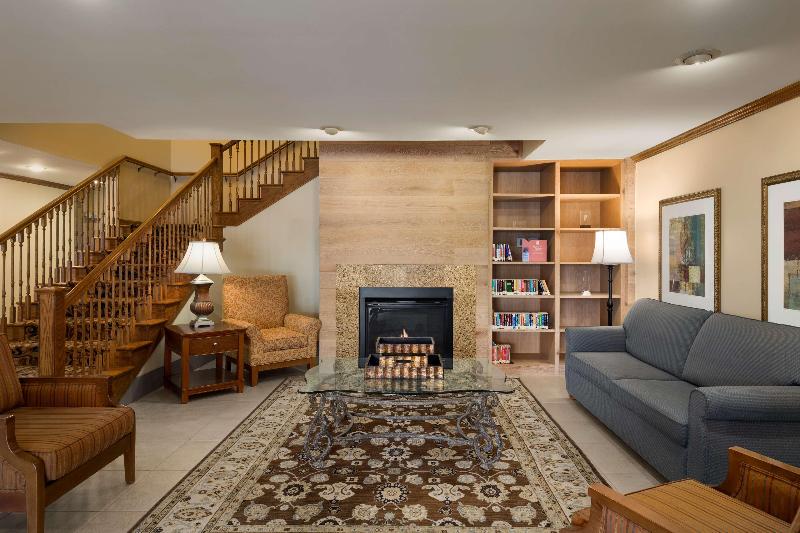 فندق Country Inn & Suites By Radisson, Owatonna, Mn