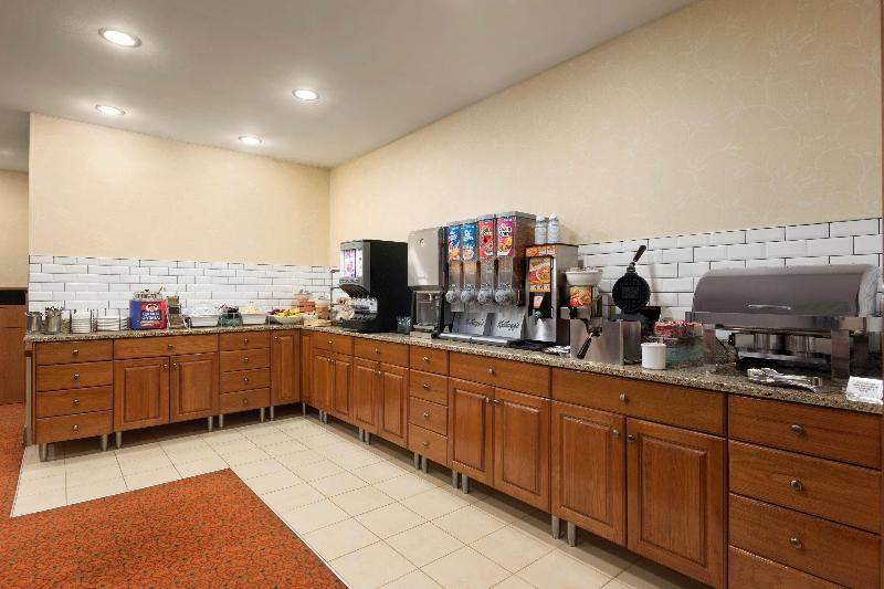 فندق Country Inn & Suites By Radisson, Owatonna, Mn