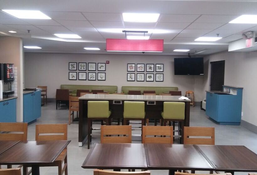 فندق Country Inn & Suites By Radisson, Roanoke, Va