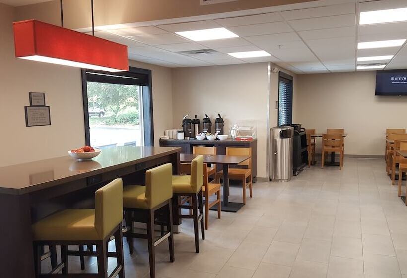 호텔 Country Inn & Suites By Radisson, Savannah Midtown, Ga