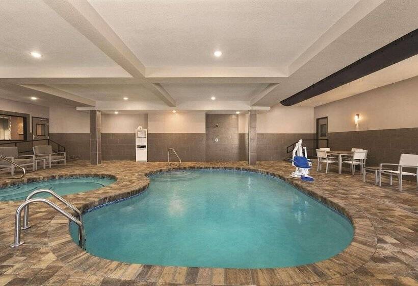 호텔 Country Inn & Suites By Radisson, Savannah Midtown, Ga