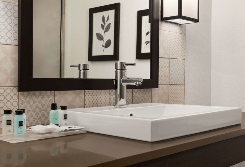 فندق Country Inn & Suites By Radisson, St. Cloud West, Mn