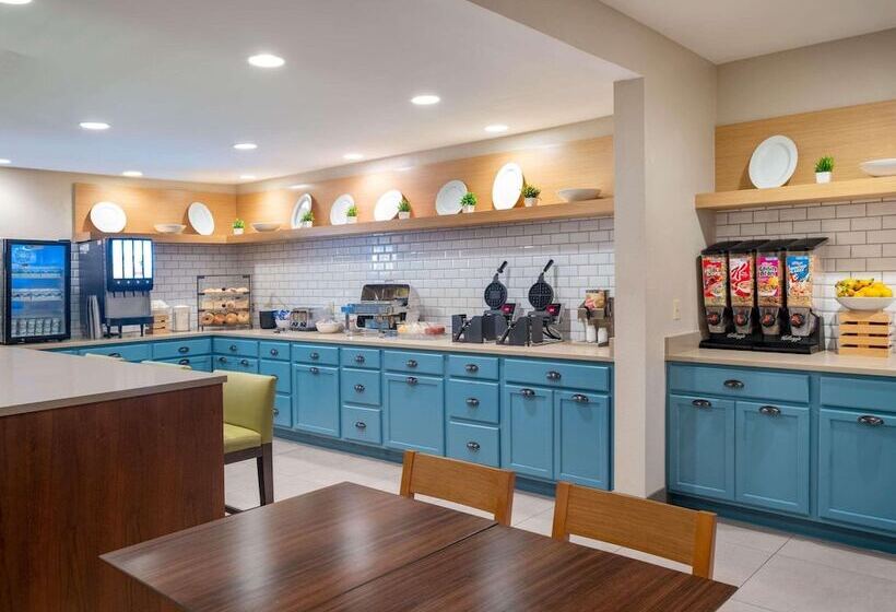 هتل Country Inn & Suites By Radisson, Toledo, Oh